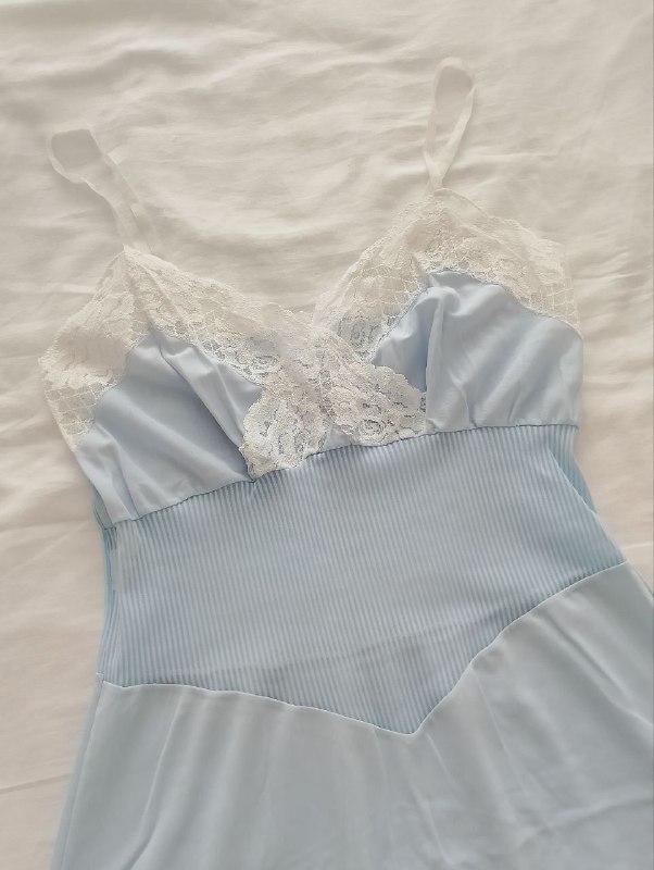 Красивая сорочка, размер S-M, капрон, кружево 3