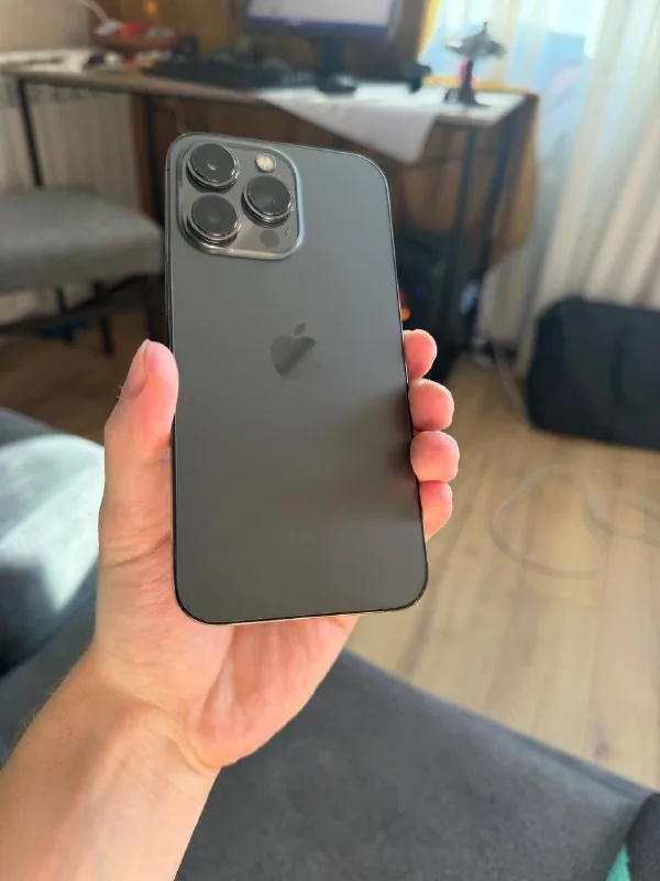 IPhone 13 Pro 1