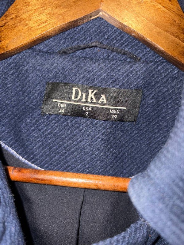 Пальто фирмы Dika, размер XS 3