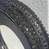 Покрышки Schwalbe Nobby Nick, маски, фитолампа, пазлы, клавиатура 5
