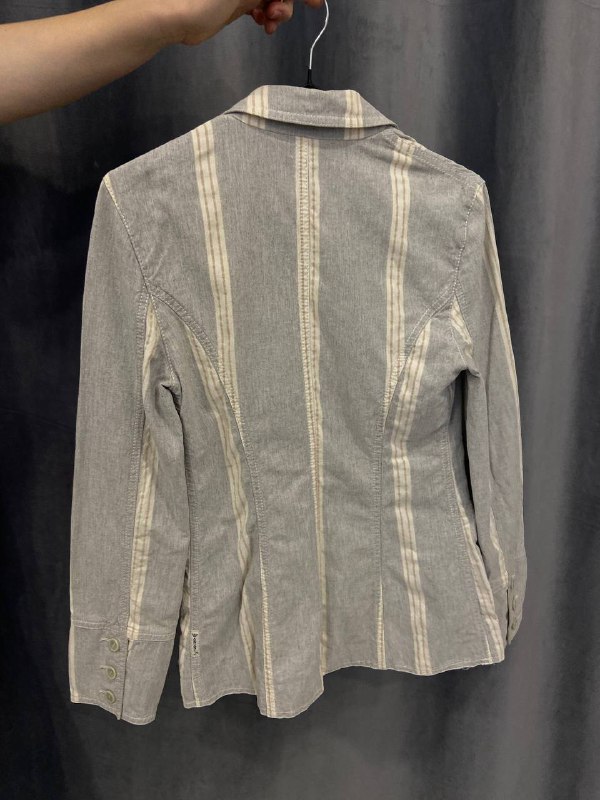 Пиджак Armani Jeans Италия размер S 2