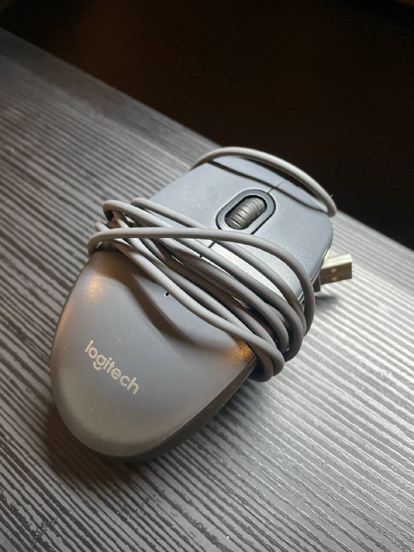 Две мыши Logitech