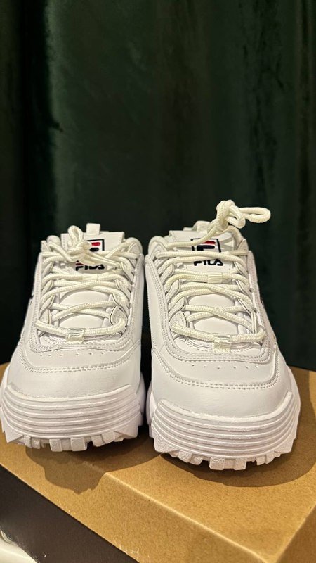 Кроссовки Fila размер 38