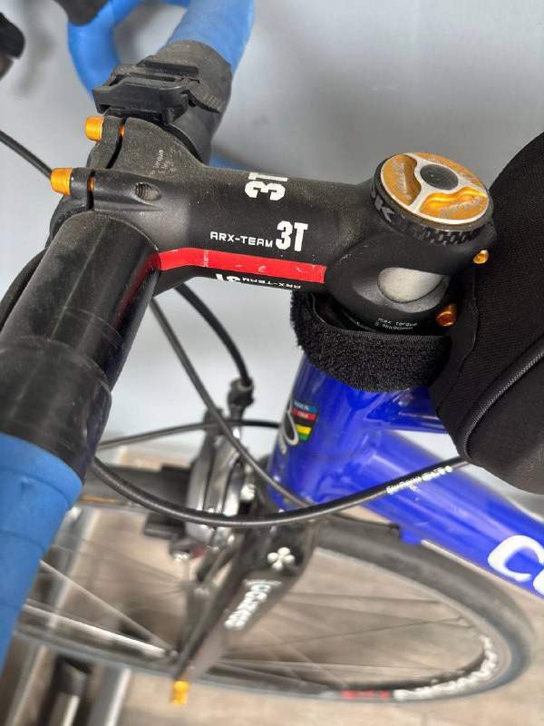 велосипед Colnago Squadra с комплектом шлем, замок, бокс 2