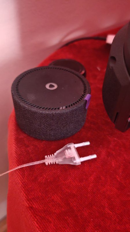 Яндекс станция мини, три умные rgb лампы Yeelight, сенсор влажности