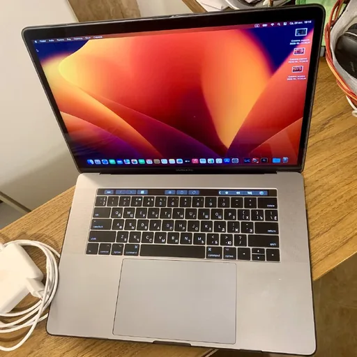 MacBook Pro 15″ i7 16 GB SSD 2 ТБ