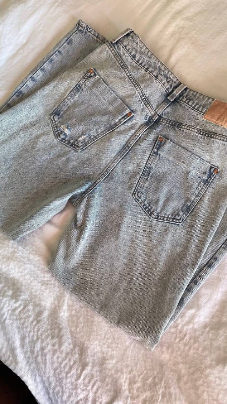 Джинсы Zara mom светло-голубого цвета размер 38 2