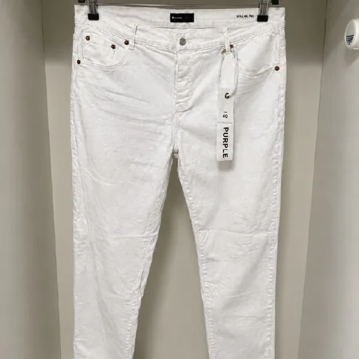 Белые джинсы Purple Brand