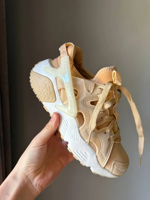 Женские кроссовки Nike Air Huarache Craft 1