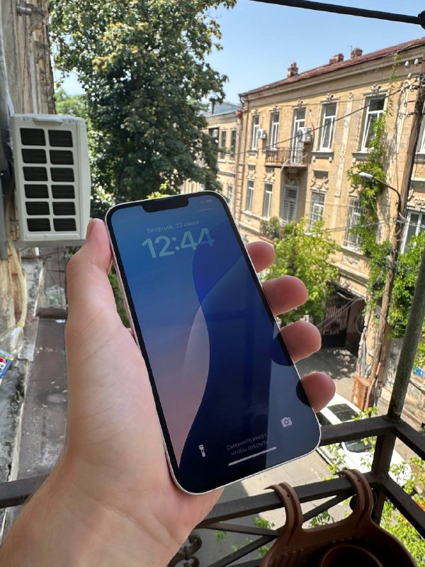 iPhone 13 128GB с дефектами