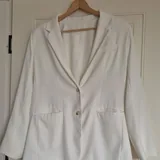 Sweater, Oysho shorts, white blazer, black blazer 3