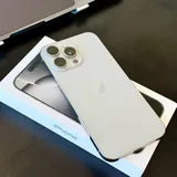 iPhone 16 Pro Max 256GB Natural Titanium 2