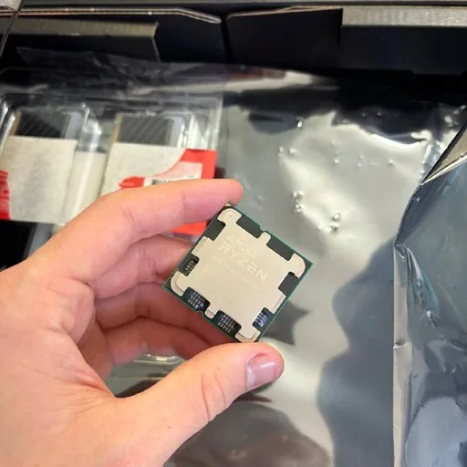 AMD Ryzen 7 7800X3D