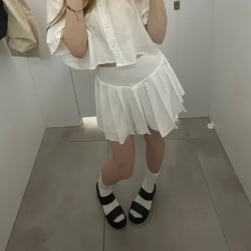 Юбки Oysho, H&M и юбка S–M
