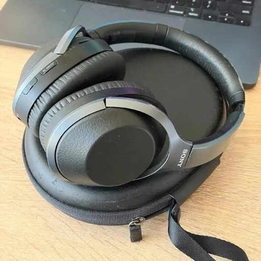 Наушники Sony WH-1000XM2