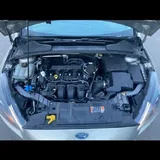Ford Focus SE 6