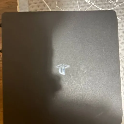 PS4, 2 геймпада, Gran Turismo, Ratchet & Clank