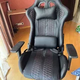 Рабочий стол и кресло 1