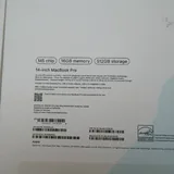 MacBook Pro 14-inch M5, 16 GB, 512 GB SSD 4