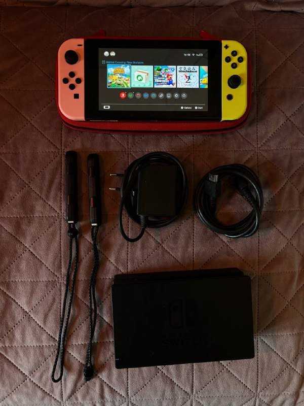 Nintendo Switch Mario Odyssey консоль с джойконами 2