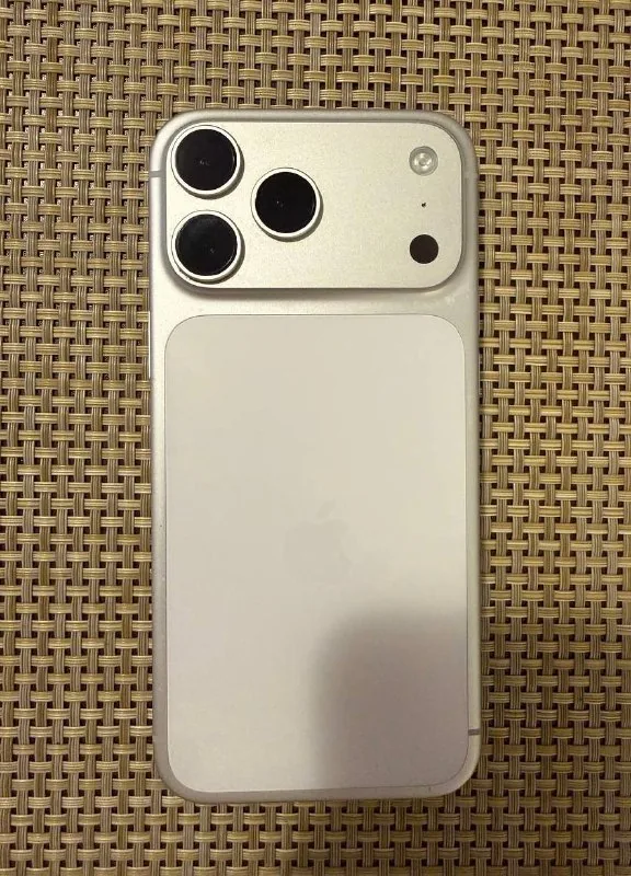 iPhone 17 Pro Max 256 ГБ 1