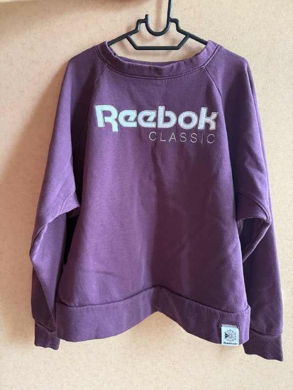 Женская кофта Reebok размер M