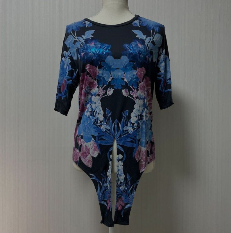 Футболка Desigual размер M с ярким принтом 3