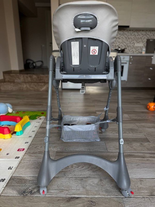 Детское кресло для кормления