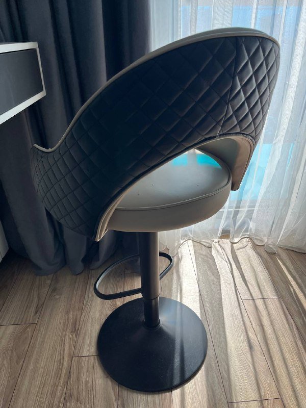 Барный стул