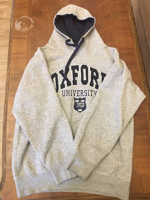 Джинсовая куртка, сапожки белые, кроссовки, джинсы, шапка, перчатки, плюшевый мишка, толстовка, худи, бадлон 8