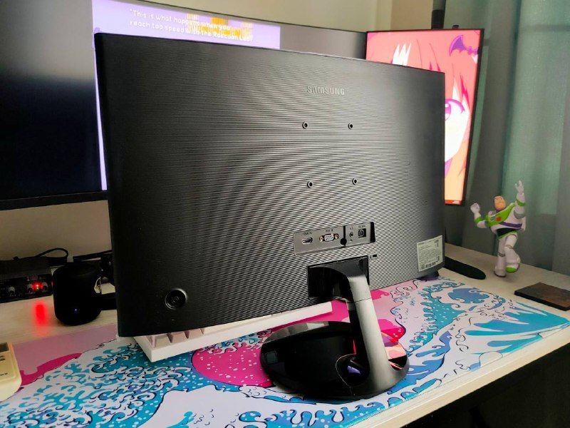 Монитор Samsung C24F390FHI 2