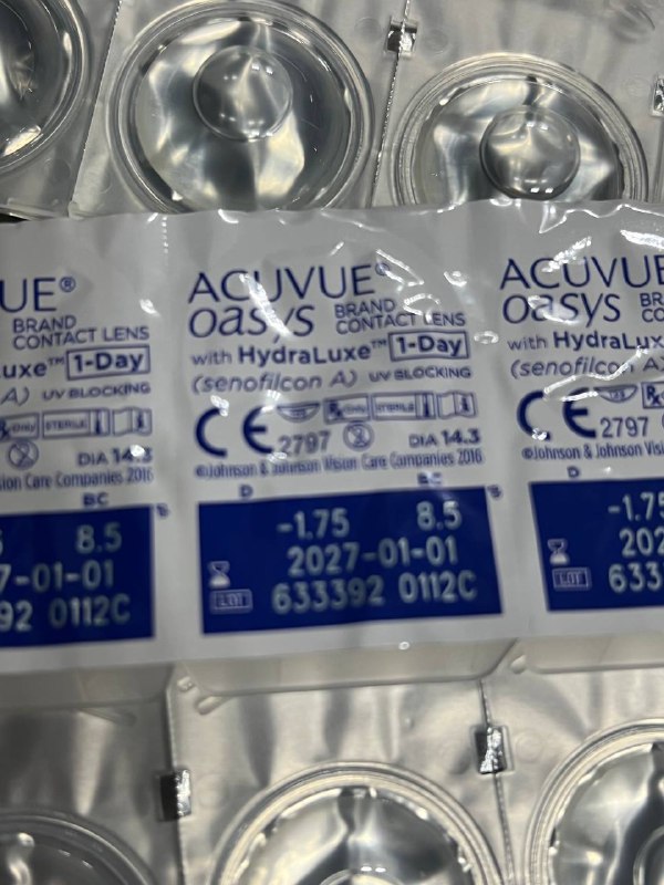 Линзы Acuvue Oasys -1.75 и -1.5 около 20шт 3