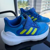 Детские кроссовки adidas 3