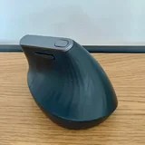Logitech MX Vertical wireless ergonomic mouse 3