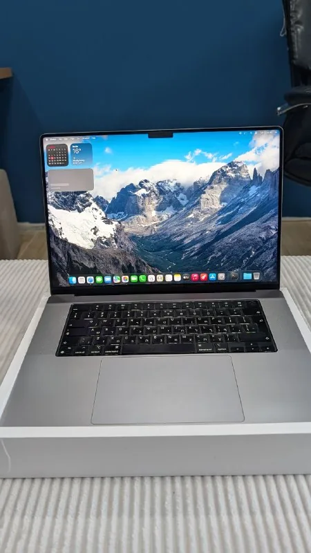 MacBook Pro 16" M1 Pro, 32 ГБ / 512 ГБ 1