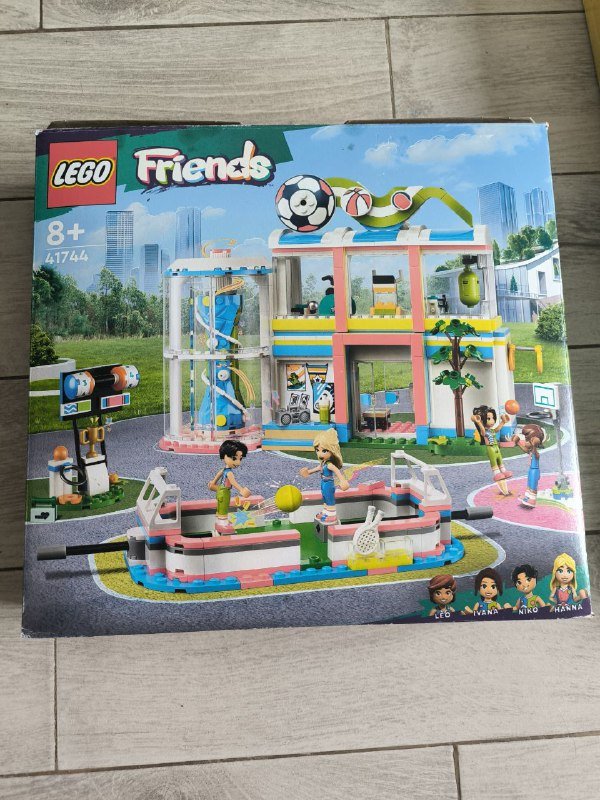 наборы lego creator Гипогрифф, тигр, жираф, космонавт, спорт центр 5