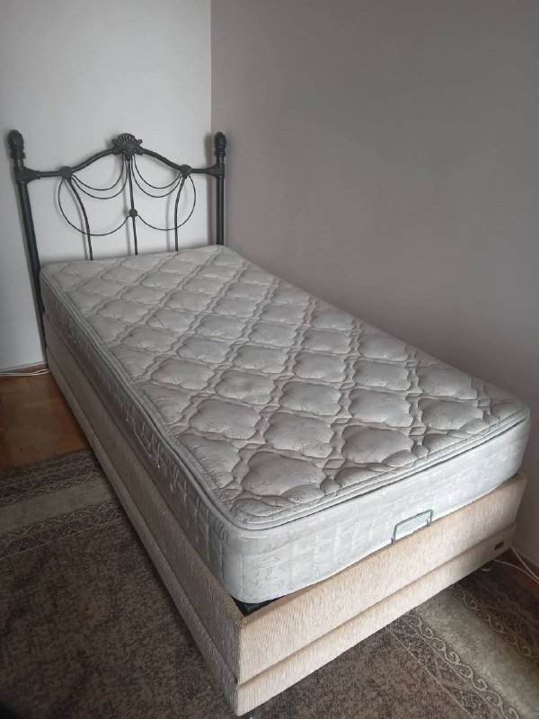 Диван, Кровать с матрасом 3