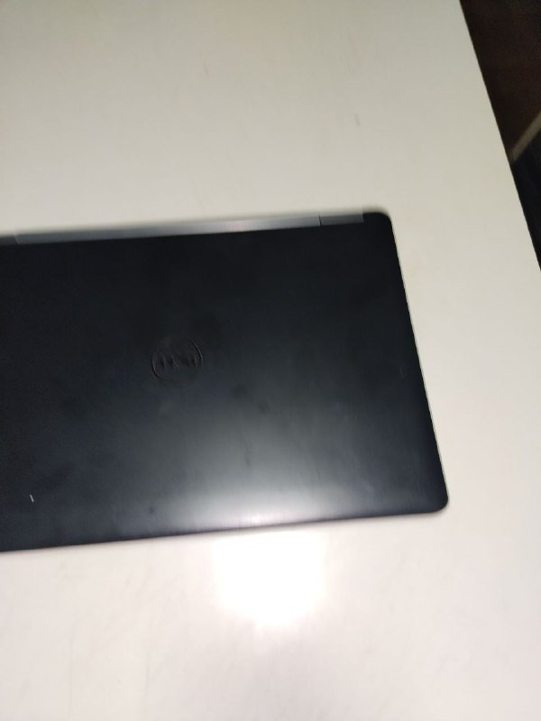 Ноутбук Dell с Intel Core i5, 8GB RAM, SSD 223GB 4