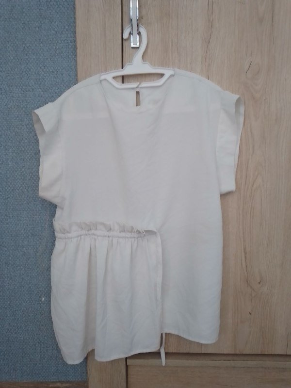 Женская и мужская одежда, утюг, сумки, наушники 4