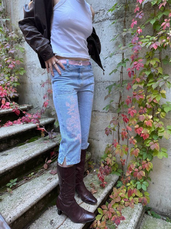 Джинсы капри с рисунком