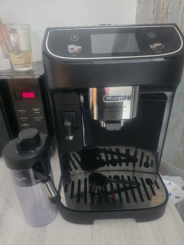 Кофемашина DeLonghi