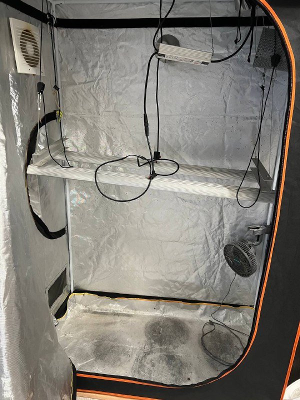 гроубокс с полным набором оборудования