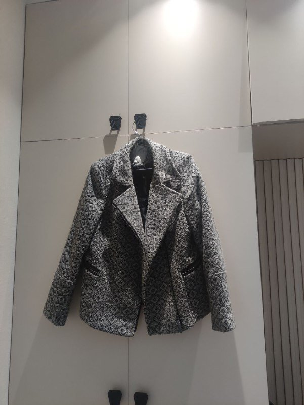 Женские куртки и пиджак 4