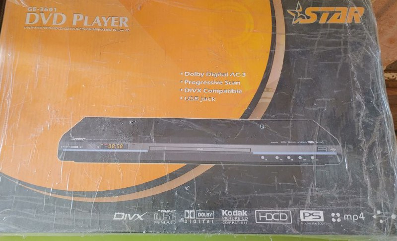 DVD Player GE-3601 with 37 DVDs
