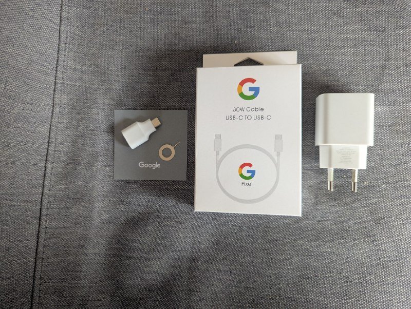 Аксессуары Google Pixel: зарядка, кабель, OTG, скрепка для симки