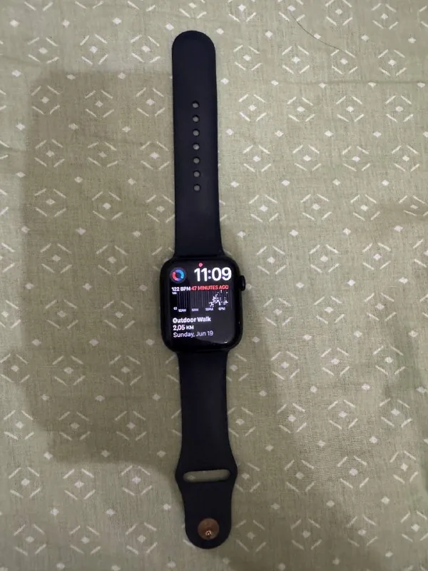 Apple Watch 8 45mm 1