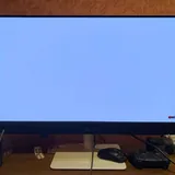 Монитор Dell S3225QC, PlayStation 5, микроволновка Toshiba, микрофон Blue Yeti X, клавиатура Bloody 2