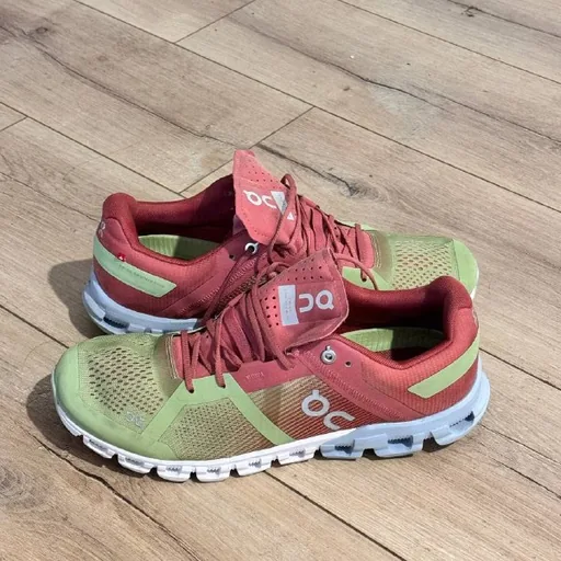 Кроссовки On Cloud, FENDI, Golden Goose, босоножки