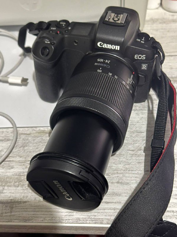 Фотоаппарат Canon EOS R, карта памяти и батарея 2