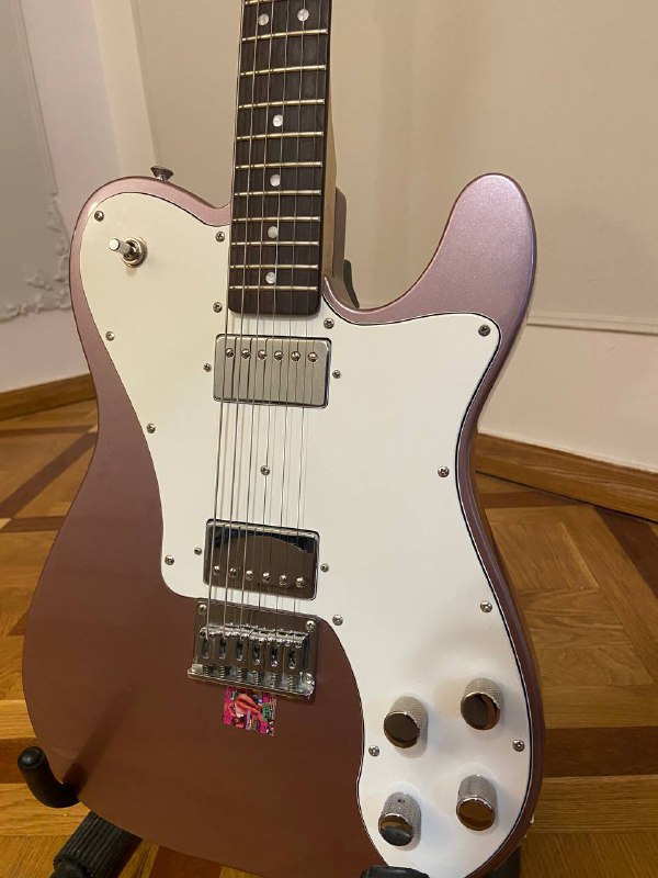 Squier Affinity Telecaster Deluxe Pink гитара 2